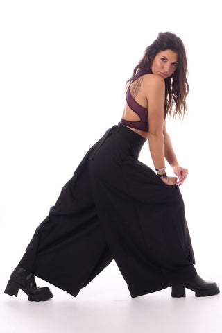 HAKAMA