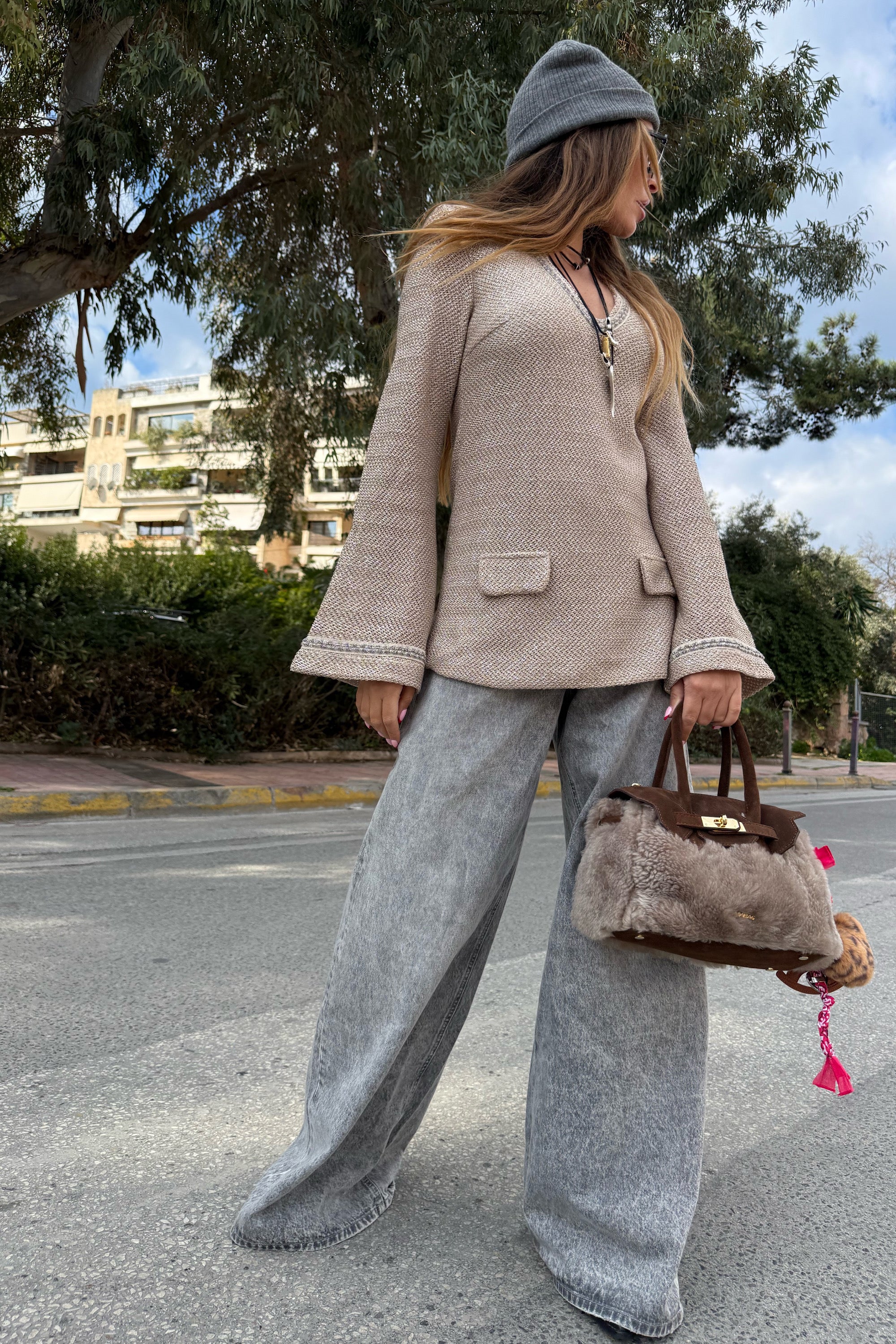 OUTFIT