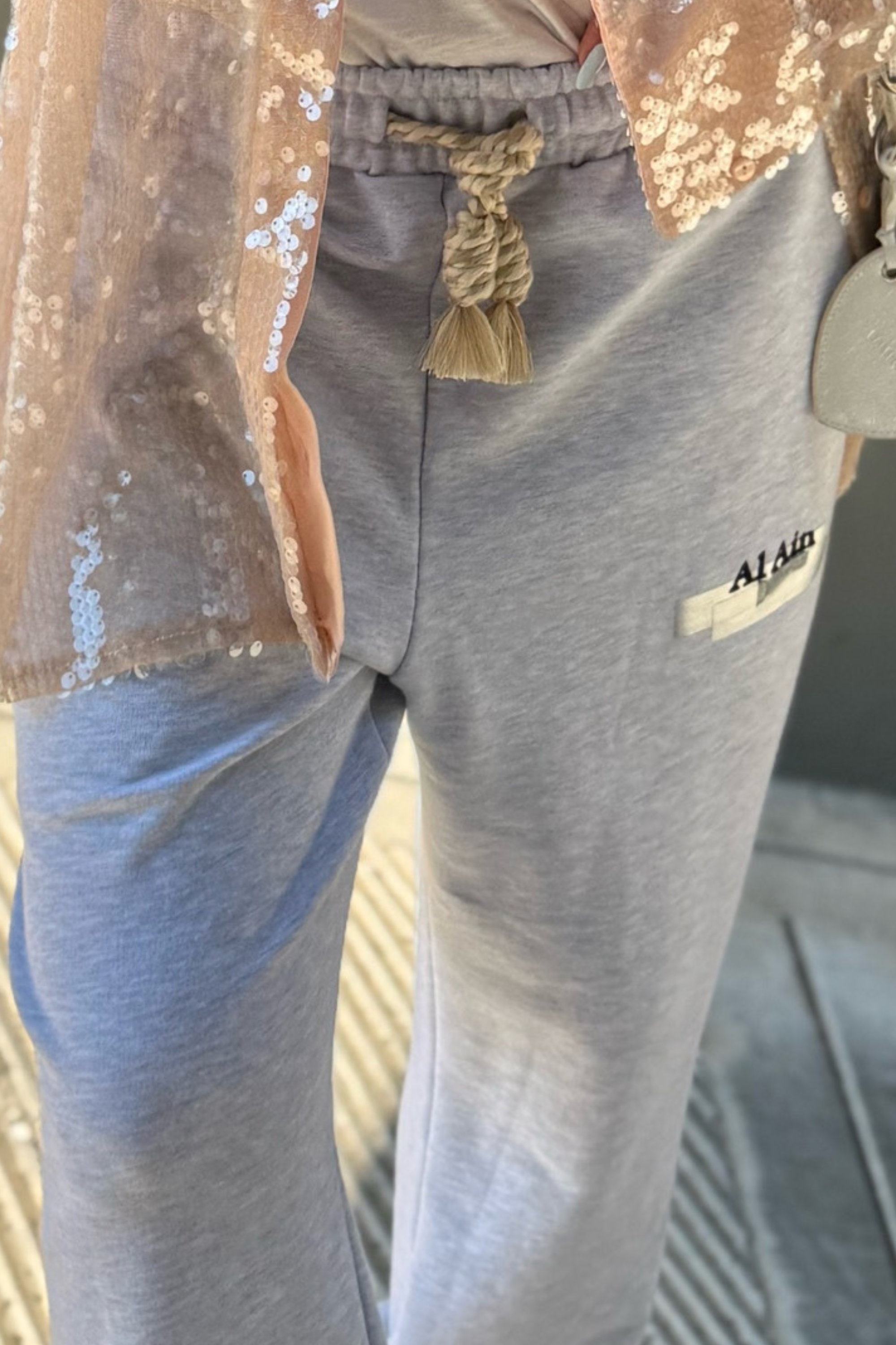 JOGGERS