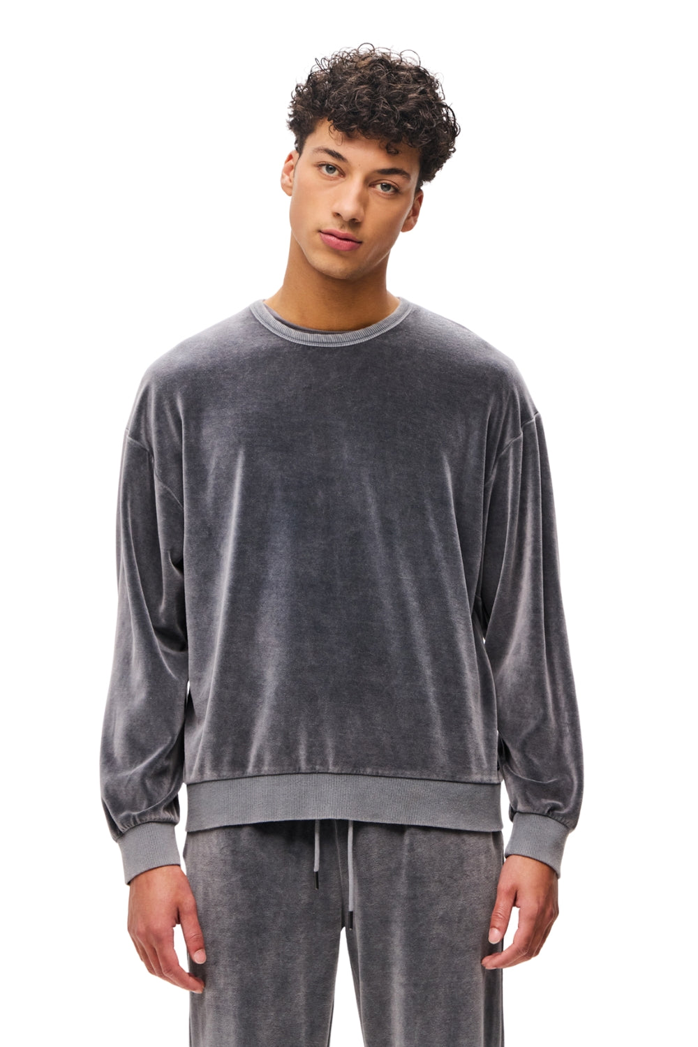 OVERSIZED VELVET CREWNECK 1
