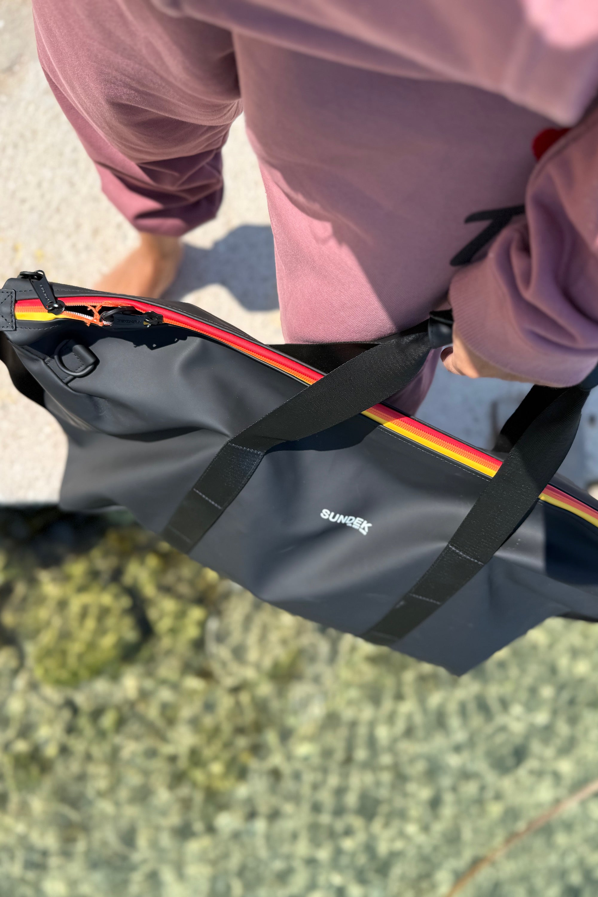 WEEKEND BAG