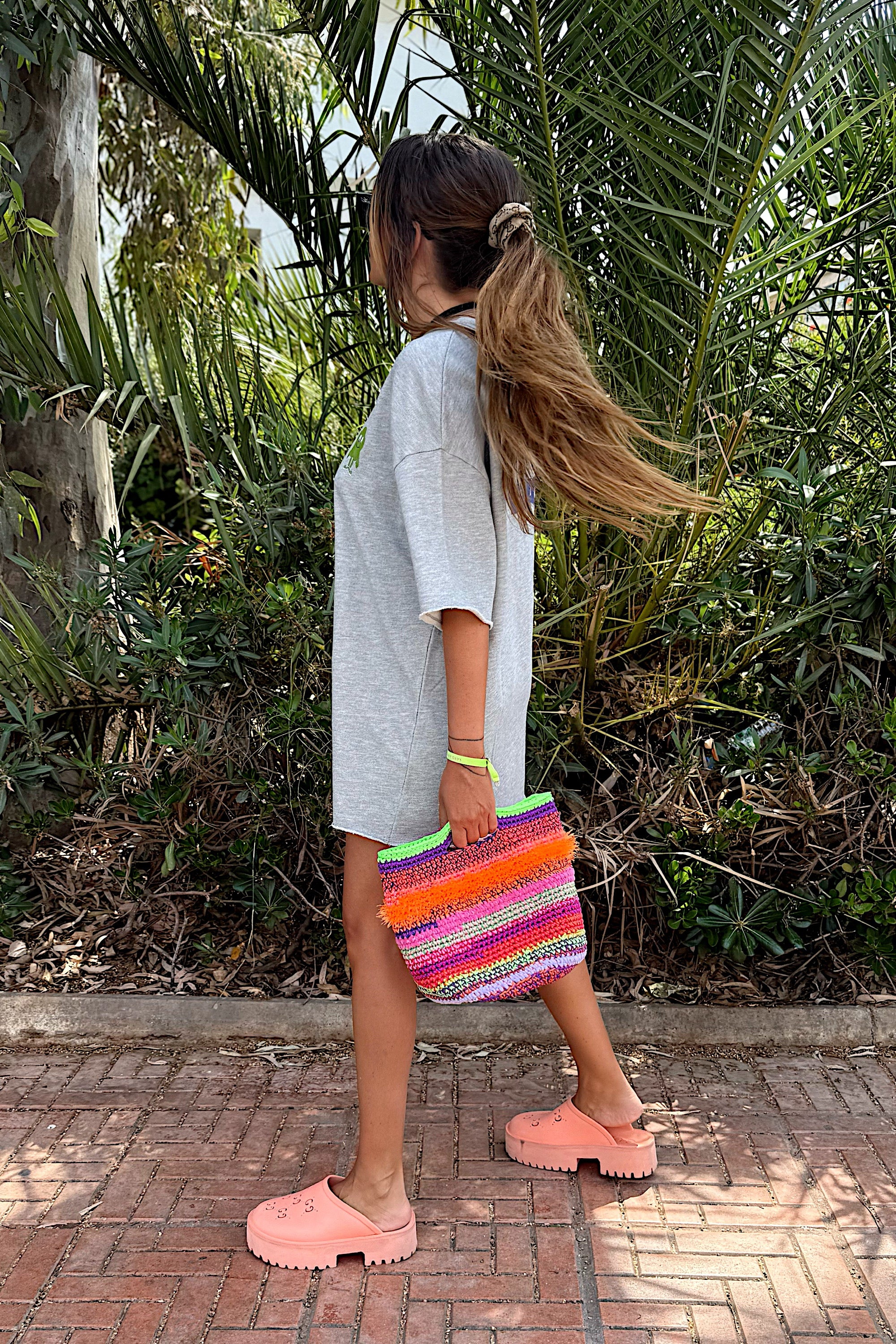 HAND KNITTED ROOMY BAG