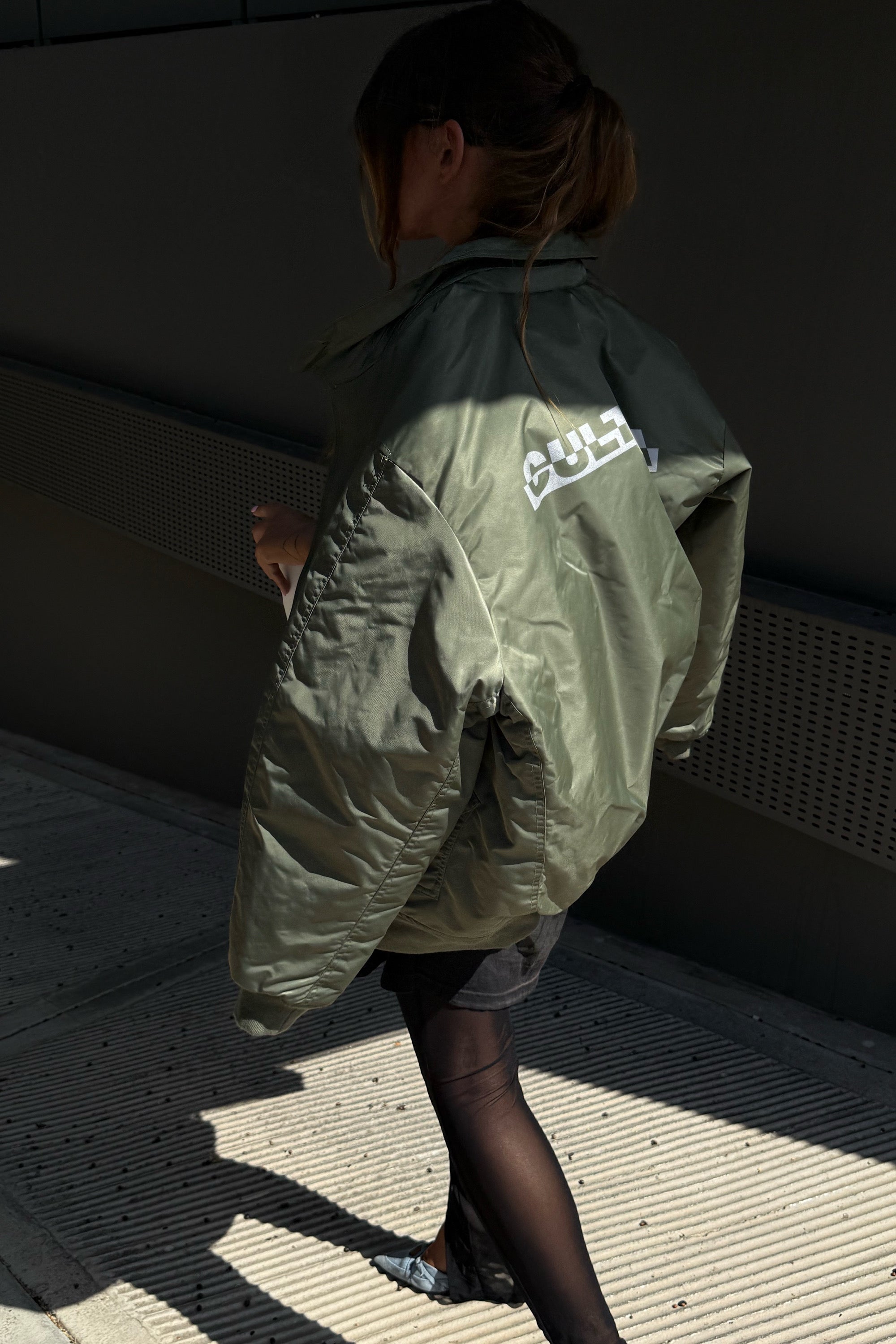 BOMBER JACKET