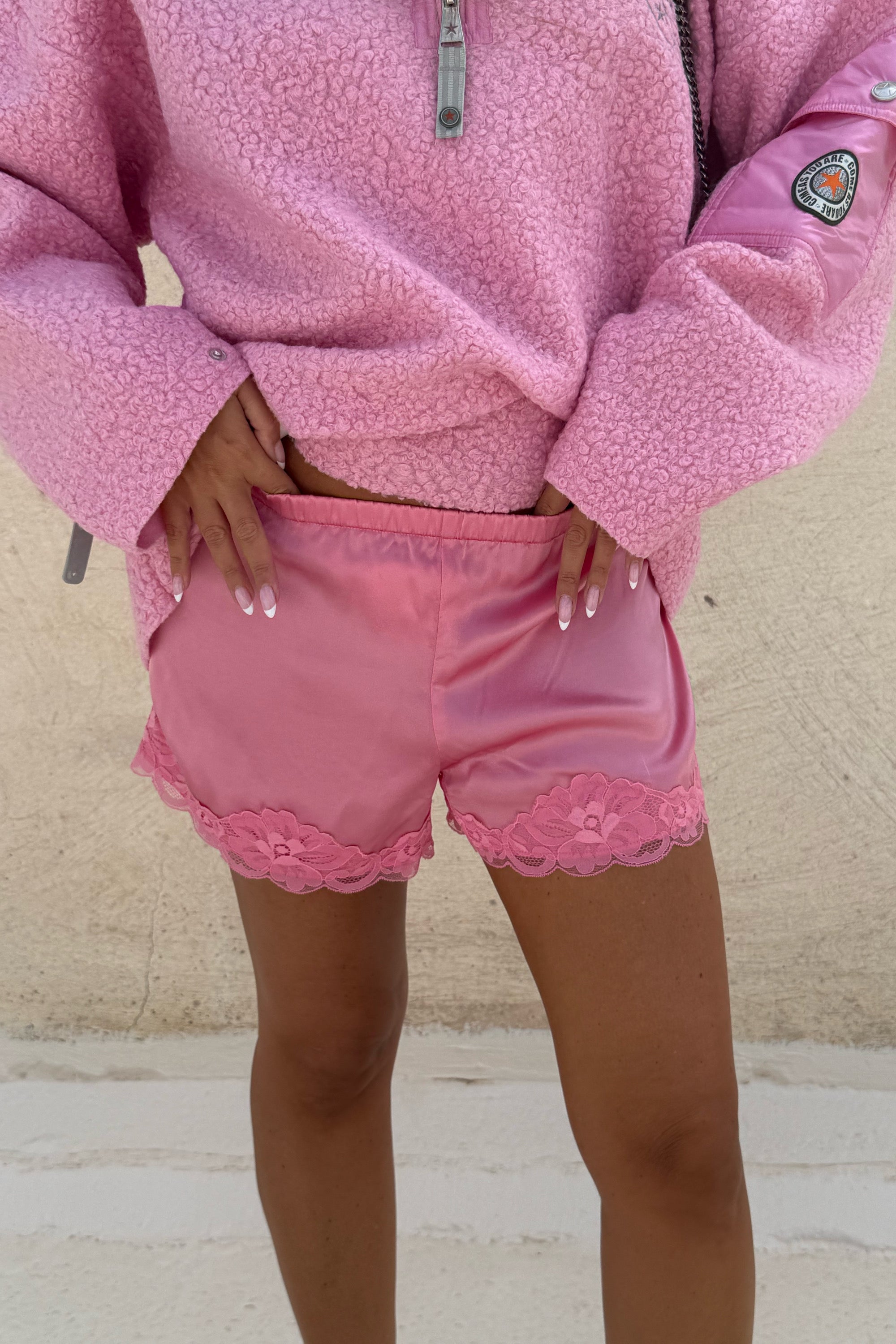 FLORAL SHORT