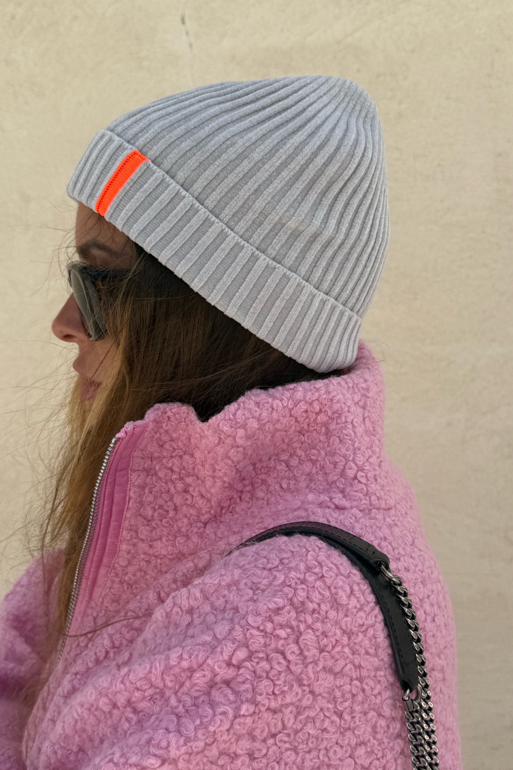 VELVET RAVE CAP