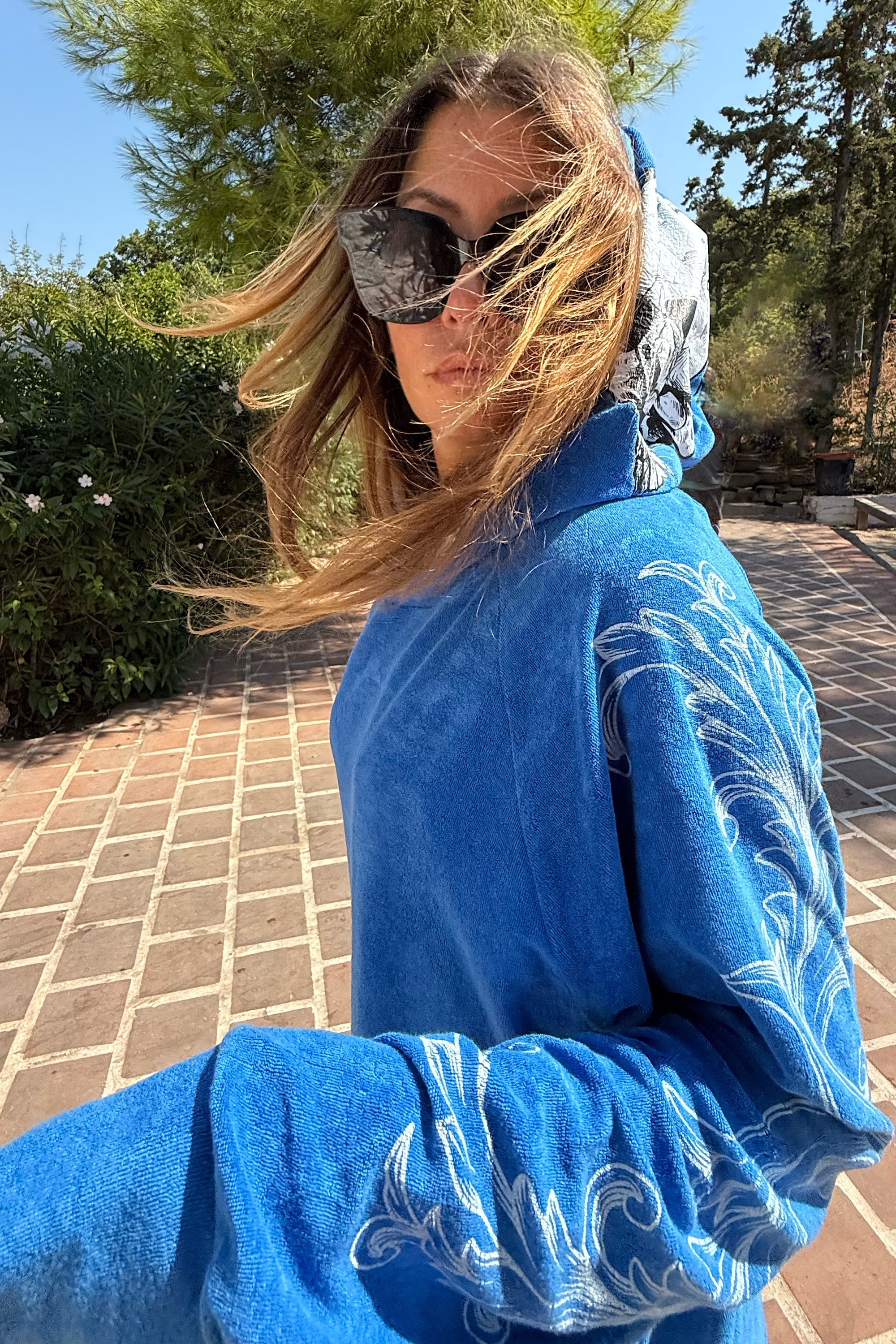 SKULLS TOWEL HOODIE