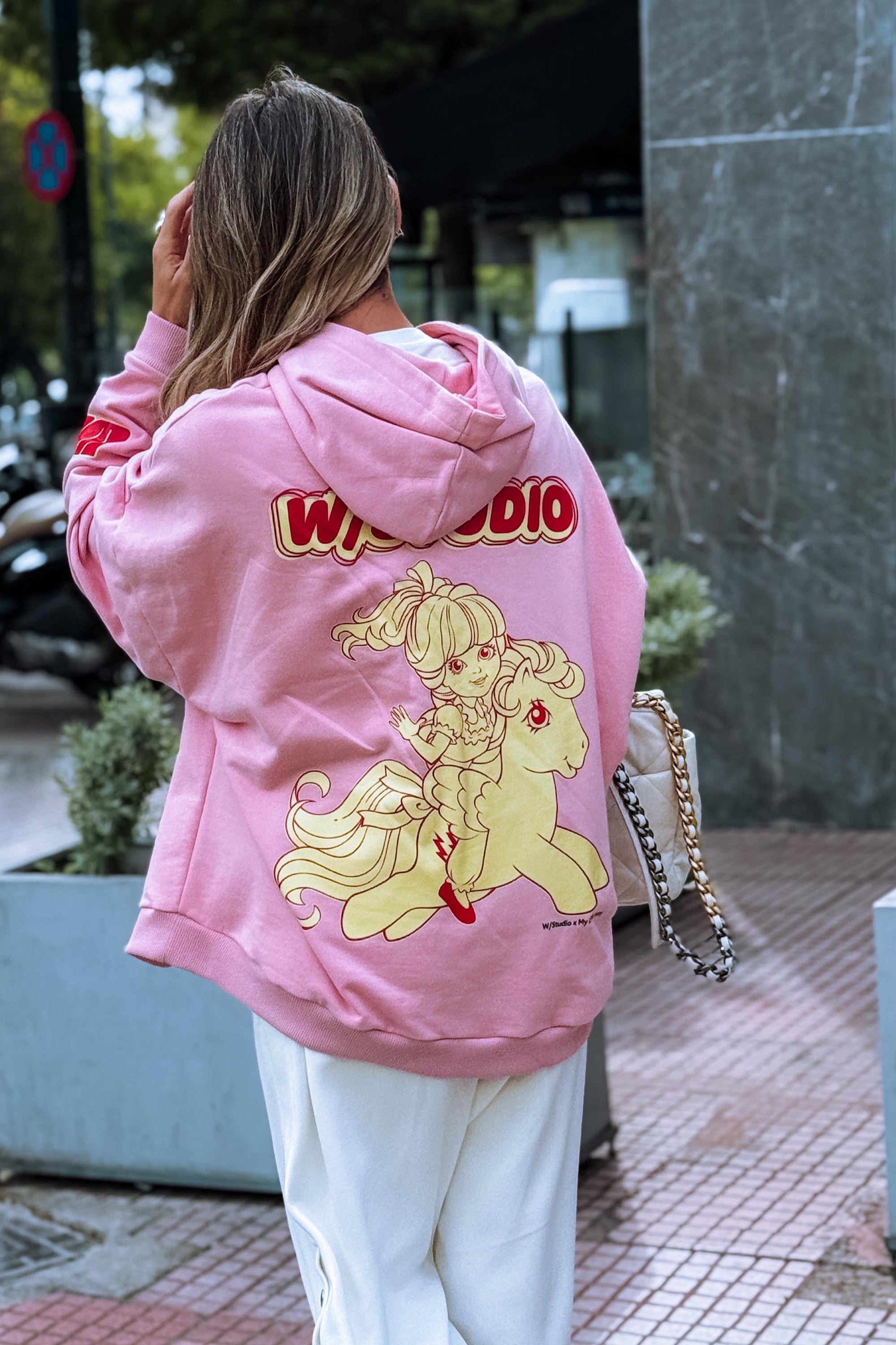 W HOODIE