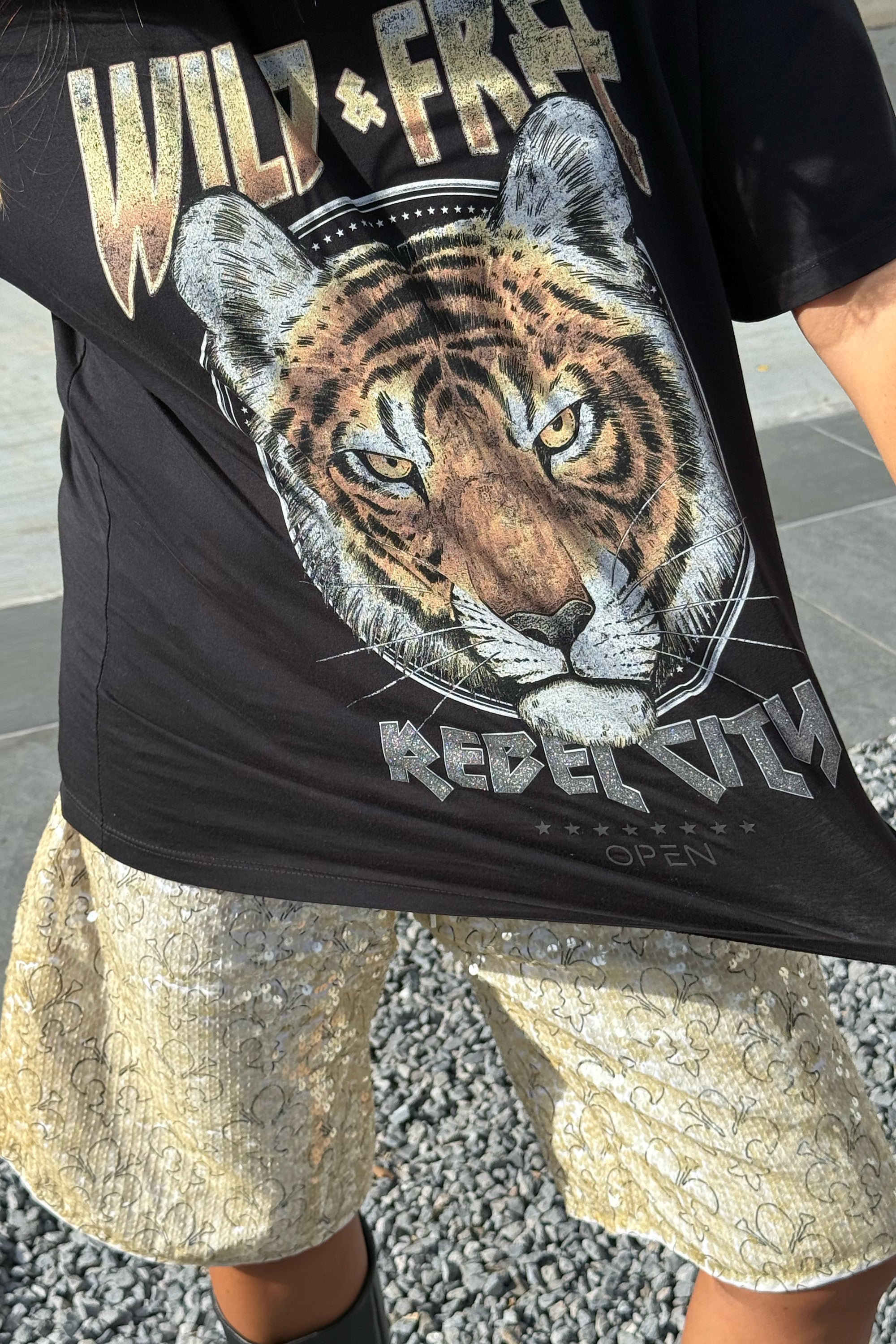TIGER TEE