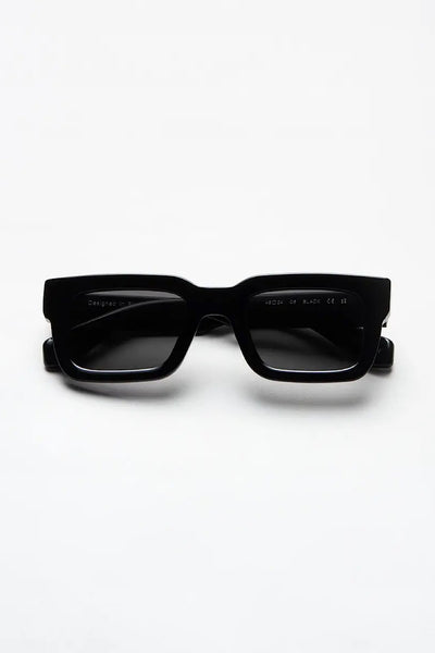 SUNGLASSES 1